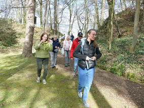 Ökumenischer Kreuzweg von Altenstädt nach Naumburg (© Karl-Franz Thiede)